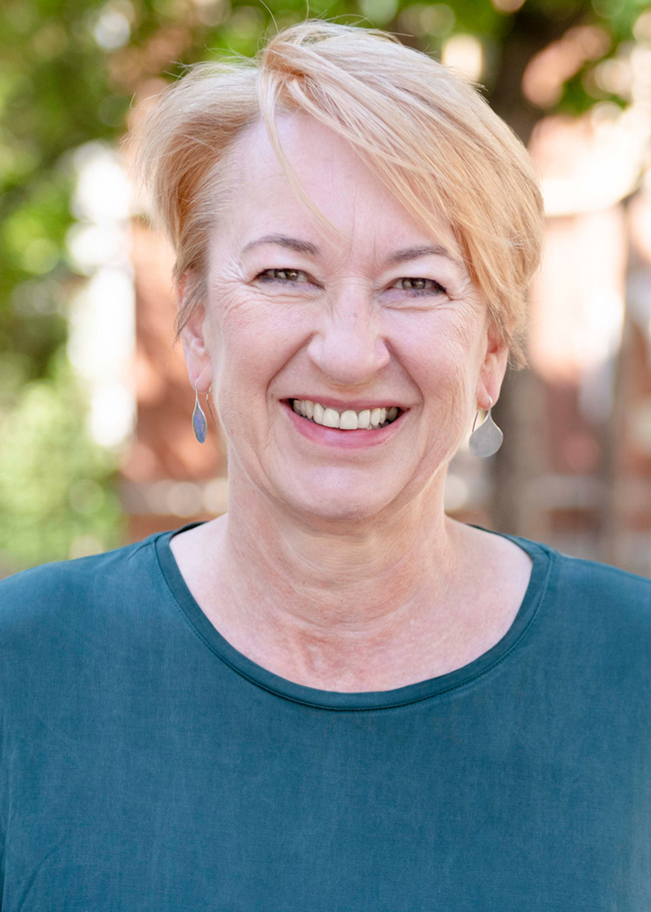 Portrait von Barbara Neuroth